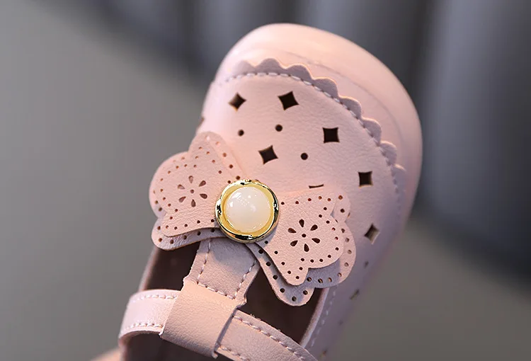 Туфли детские из мягкой кожи с бантом дышащие вырезами весна лето 2021|Кожаная