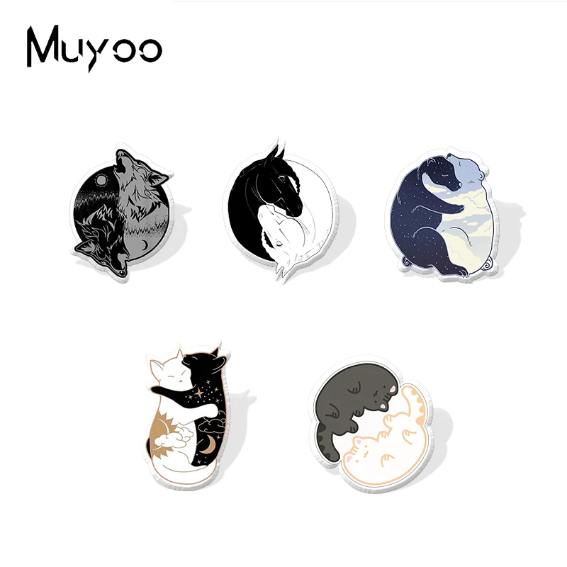 2021 New Arrival Yin Yang Cats Wolves Horse Bear Animals Epoxy Badge Handcraft Acrylic Lapel Pins