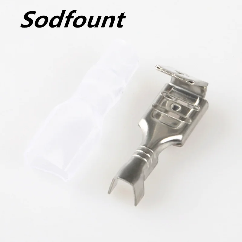 Пружинные клеммы со штепсельной вилкой типа папа и мама вставленные 0 3 2 мм2 6