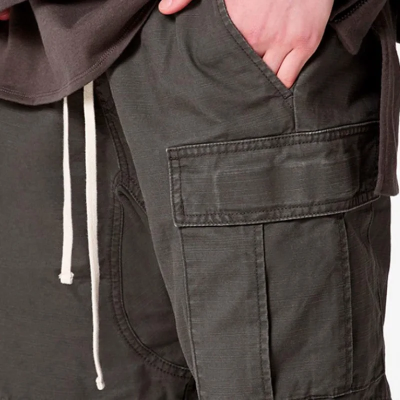 

Aolamegs Casual Cargo Shorts Men Retro Multi-Pocket Shorts Couple Pants Fashion Men Clothing High Street Streetwear Cross-pants