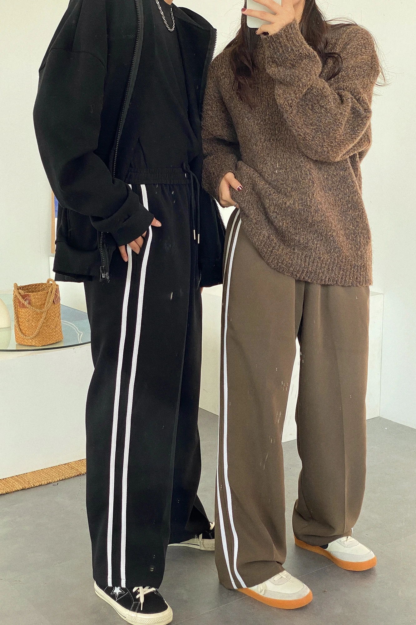 

IEFB Korean casual sweatpants 2021 new loose fit side striped wide leg trousers for men elastic waist buttoms spring f9Y4782
