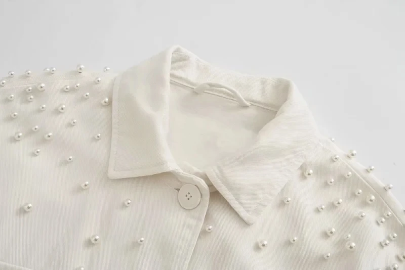 

White Pearl Beading Denim Jackets 2020 Vintage Women Pockets Long Sleeve Casual Jean Jacket Cotton Denim Coat Women Jeans