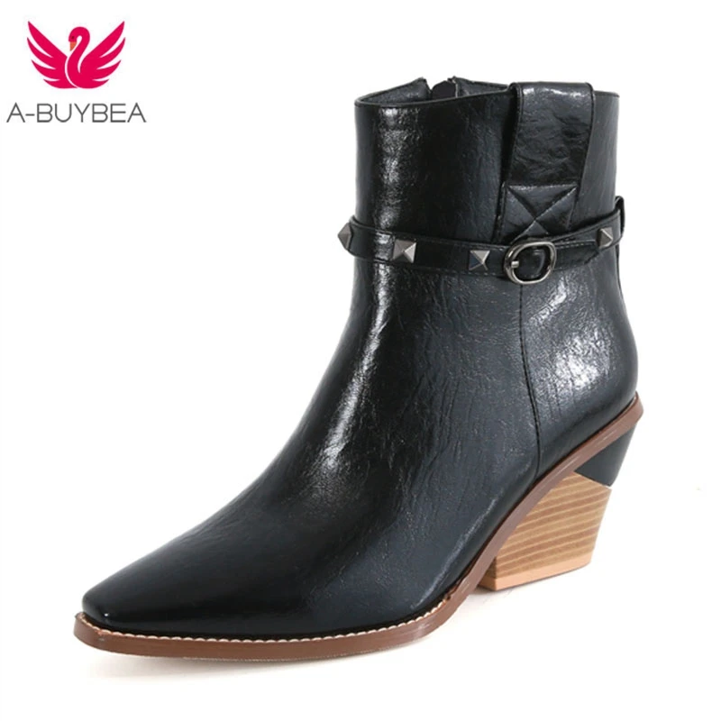 Новинка 2019 года ковбойские Полусапоги женские ботинки на танкетке с острым