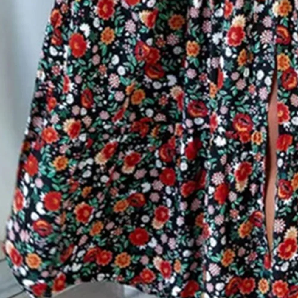 

Western Style Casual Spring Summer 2021 Fashion Ladies Dress Temperament Simple Popular Thin Floral V-neck Summer