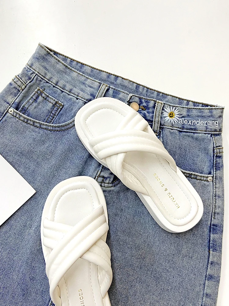

Beach Shoes Ladies' Slippers Platform Med Slipers Women Luxury Slides Sabot Flat Summer Soft 2021 Designer Fashion Rubber PU