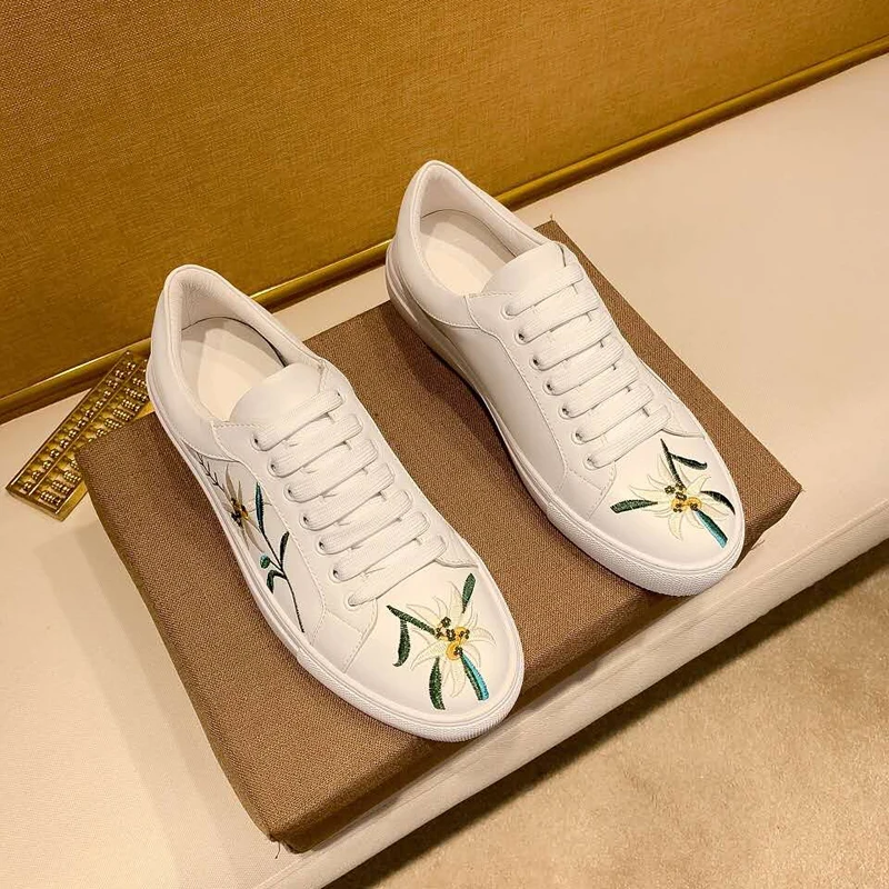 Lovers Fashion Genuine Leather Small White Shoes Korean Joker Trainer Embroidery Casual Sneakers For Male And Female Dance Shoes images - 6