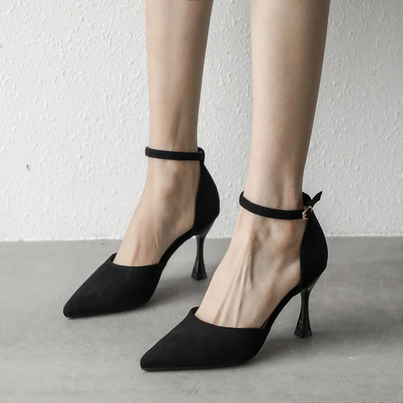 

High heels female thin heel 5CM2021 new versatile summer sexy etiquette pointed black professional single shoes