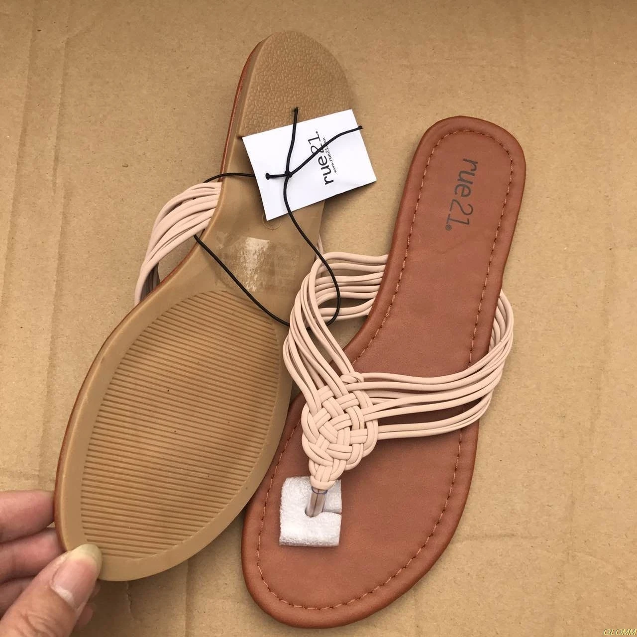 Женские сандалии на плоской подошве плетеные босоножки танкетке пляжные с