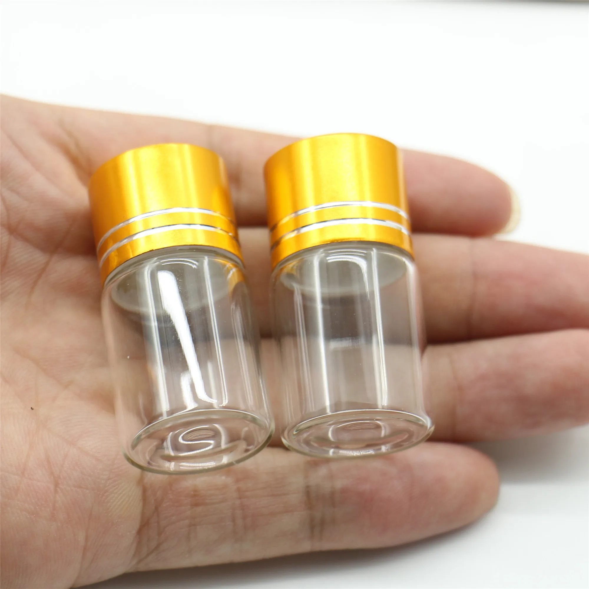 

50 Pieces 22*40mm 8ml Small Glass Bottle Golden Plastic Cap storage bottles mini Glass Jars Vials Tiny Containers DIY Test Tube