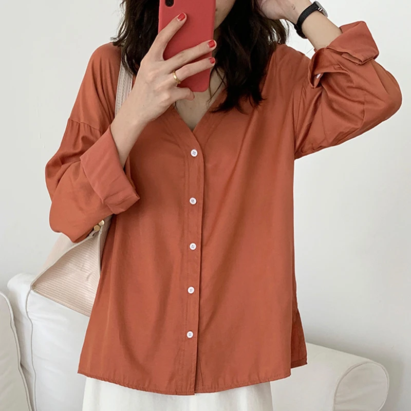 

Casual Plus Size Cotton Shirt for Women Solid V-neck Women Shirt 2021 Autumn Loose Long Sleeve Blouse Cardigan Ladies Tops 10524