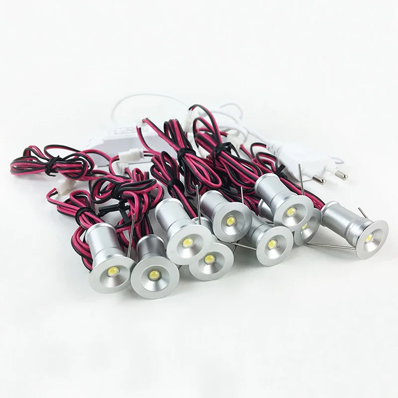 Суперминиатюрный встраиваемый потолочный светильник лампы с регулируемой