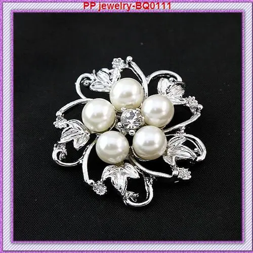 Брошь в виде цветка с красивым жемчугом и кристаллами Прямая продажа фабрики