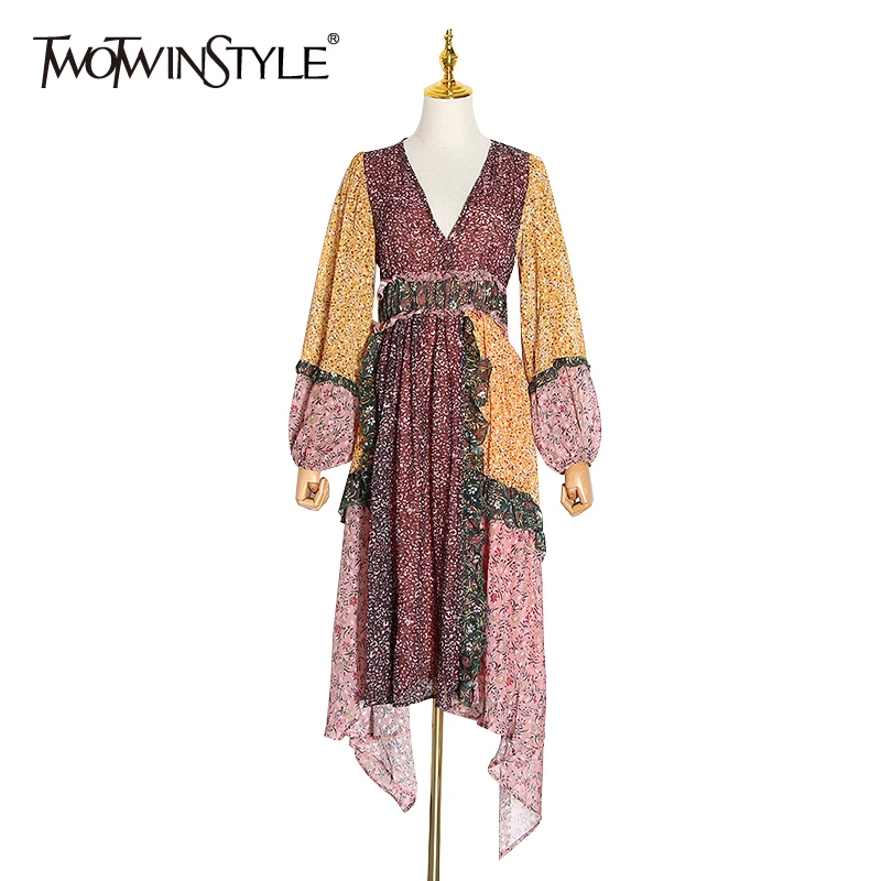 Женское винтажное платье TWOTWINSTYLE белое вечернее с принтом v образным вырезом