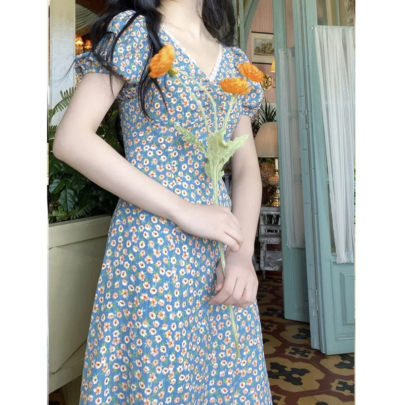 

Summer Vintage Party Dress High waist floral dress Blue sleeve women's V-neck bubble Ruffle Elegant Sexy Dress Female 2020 new