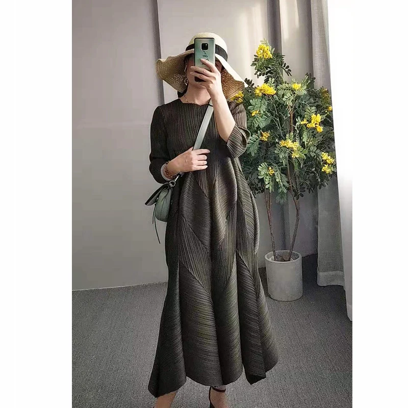 Женское плиссированное платье с большими цветами новое однотонное элегантное