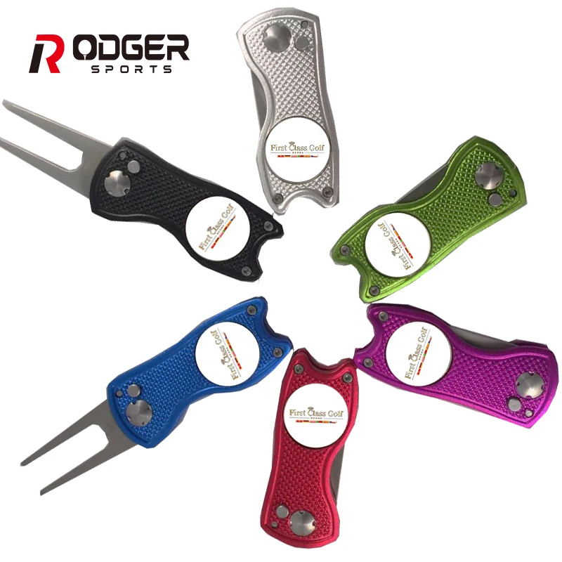

Foldable Golf Divot Tool with Golf Ball Marker