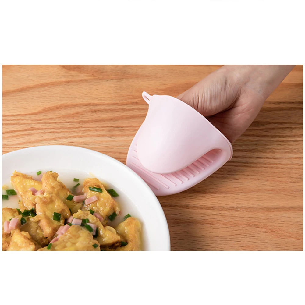 

4pcs/Set Kitchen Gadgets Hot Pan and Bowl Gripper Dish Clip Silicone Mini Oven Mitt and Placemat Set