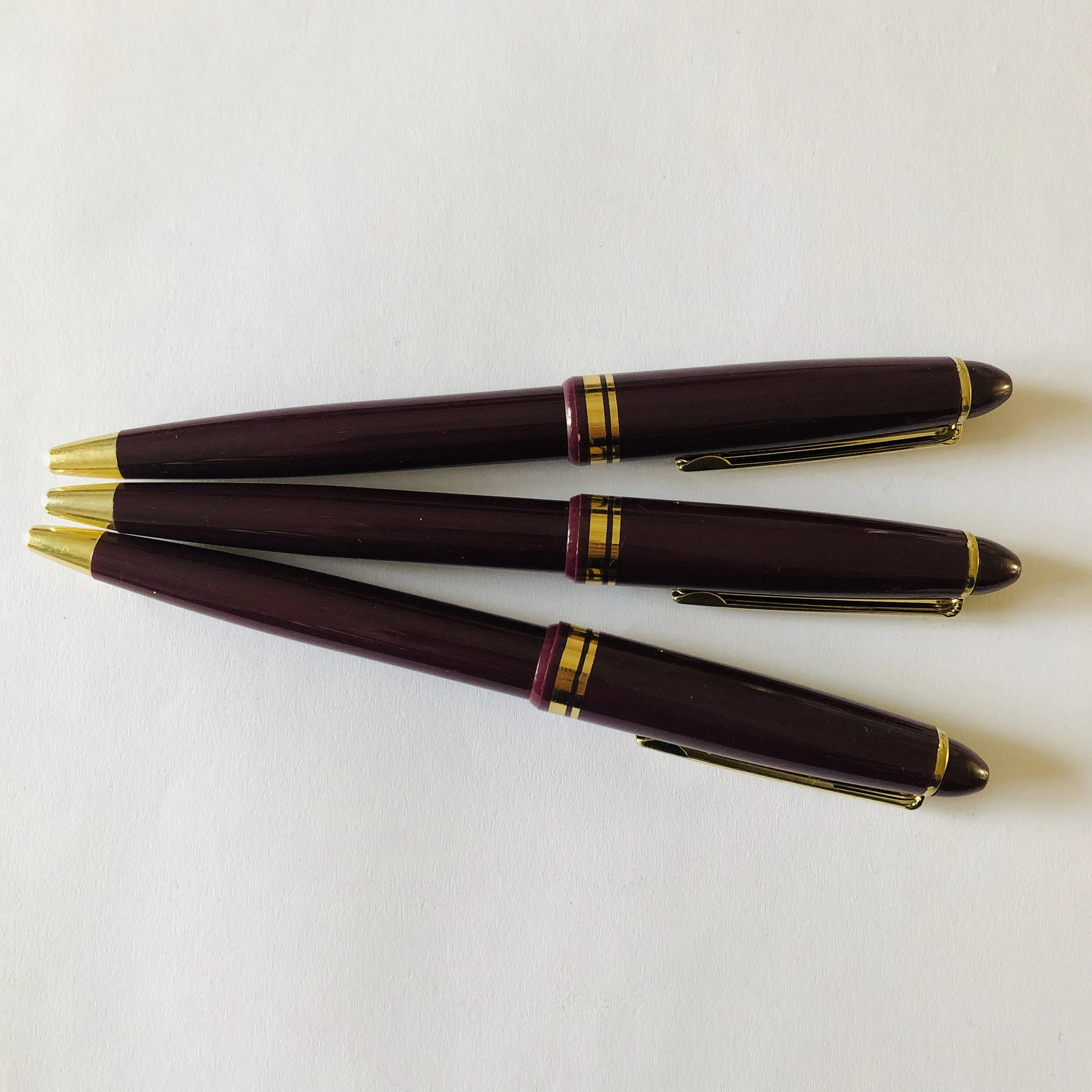 Новый дизайн винно-красного цвета с логотипом шариковая ручка брендовые бегунки