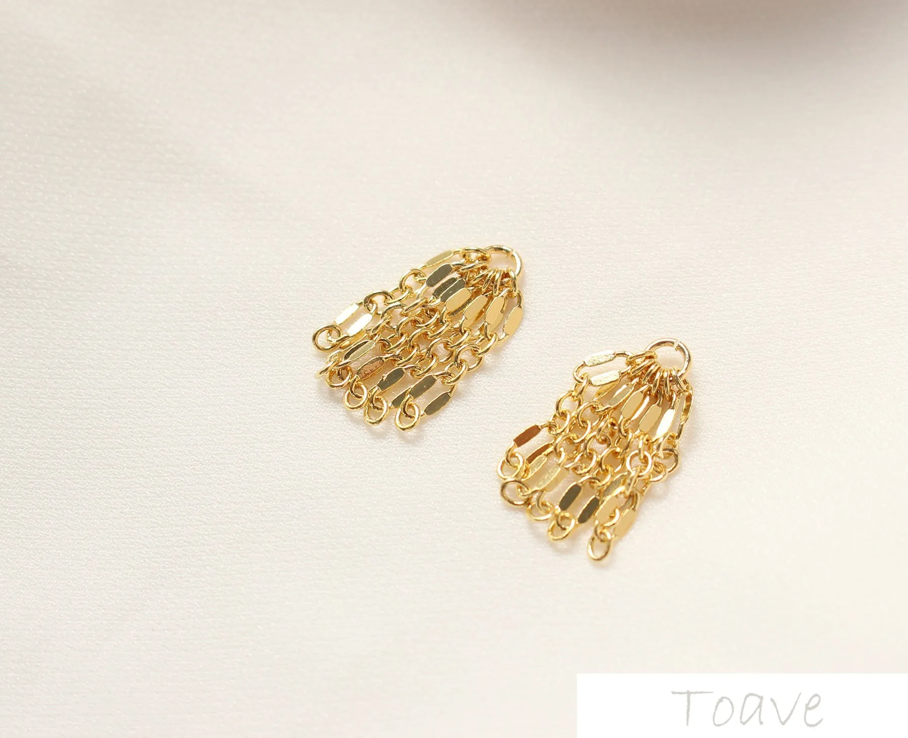 Baxter мигание цепь кисточкой покрытая медью 18K Настоящее золото ухо arteth материал