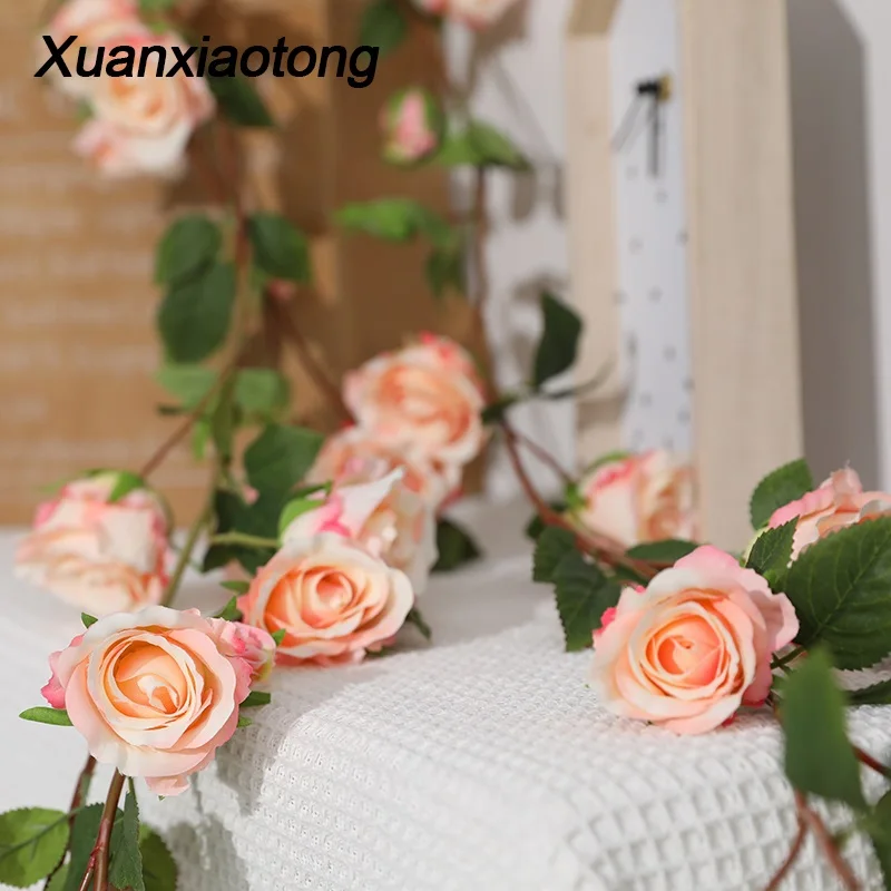 Искусственные цветы с красной розой 150 см венок из винограда и листьев весенний