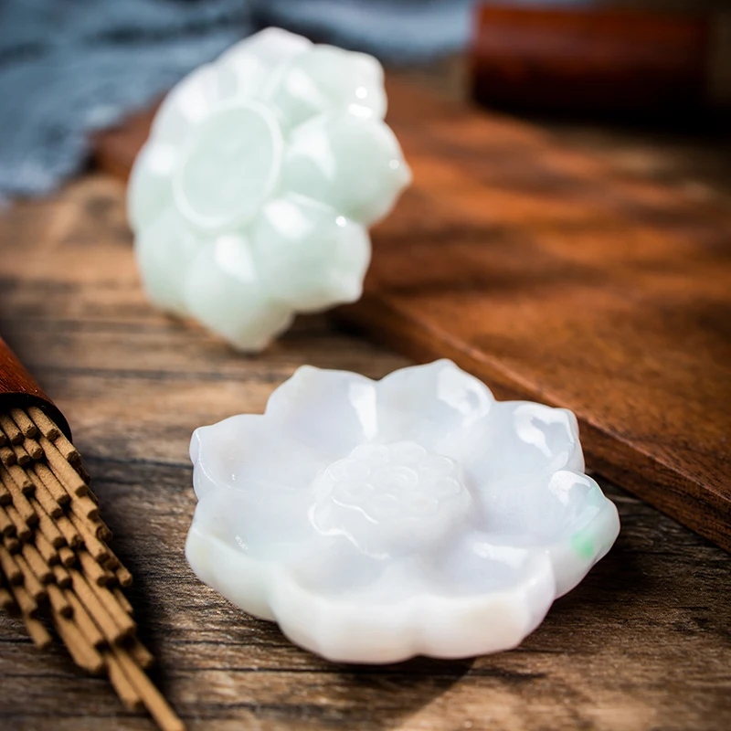 Каменный лотос для дымящихся палочек инценза для дома, чайного домика и декоративных аксессуаров из натуральной нефритовой резьбы орнаментального творчества.
