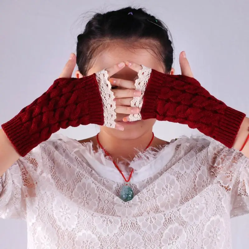 

High Quality Woolen Gloves, Fashionable and Exquisite Lace Lengthened Wristband, Winter Women's Warm Knitted Half-Finger Gloves