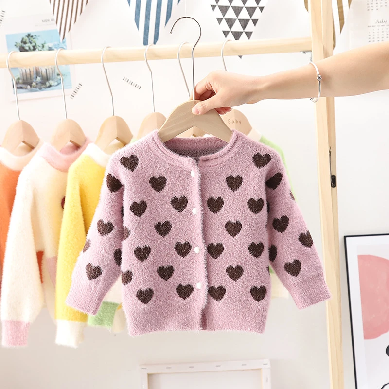 

Кардиган вязаный осенний для маленьких девочек