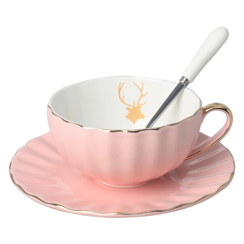 

Nordic Luxury Tea Cup Holder and Saucer Set of Six Gold Rim Coffee Cup Ceramic with Spoon Tazas Cafe Family Drinkware