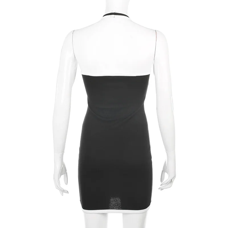 Сексуальное облегающее платье с бретельками на шее и открытыми плечами для