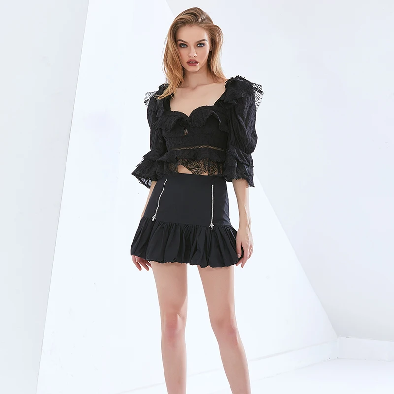 

TWOTWINSTYLE Elegant White Patchwork Lace Shirt For Women Square Collar Backless Tunic Sexy Blouse Female 2021 Spring New Tide