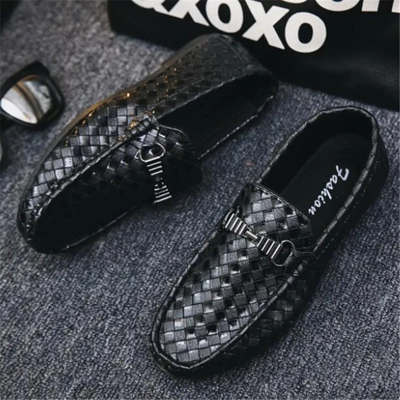 

Men's loafers 2020 new comfortable driving men's shoes wild fashion lazy shoes casual platform men's sneakers shoes luxury