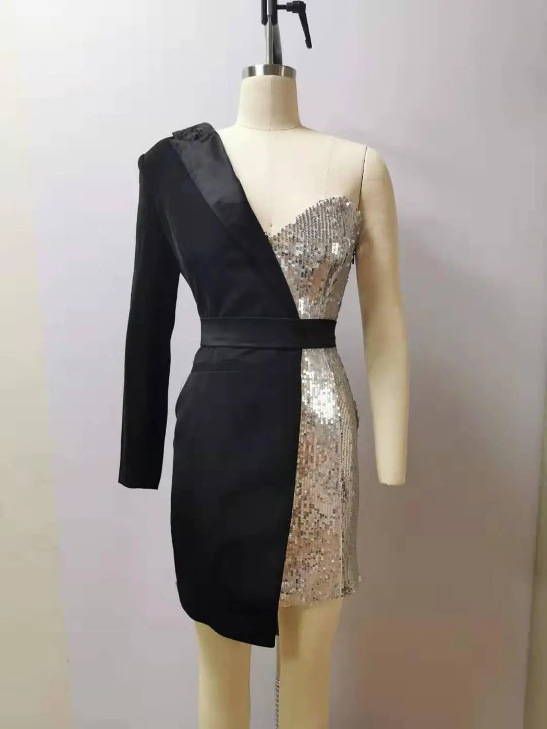 Robe Femme лоскутное зимнее платье с одним плечом 2019 сексуальное хлопковое v-образным