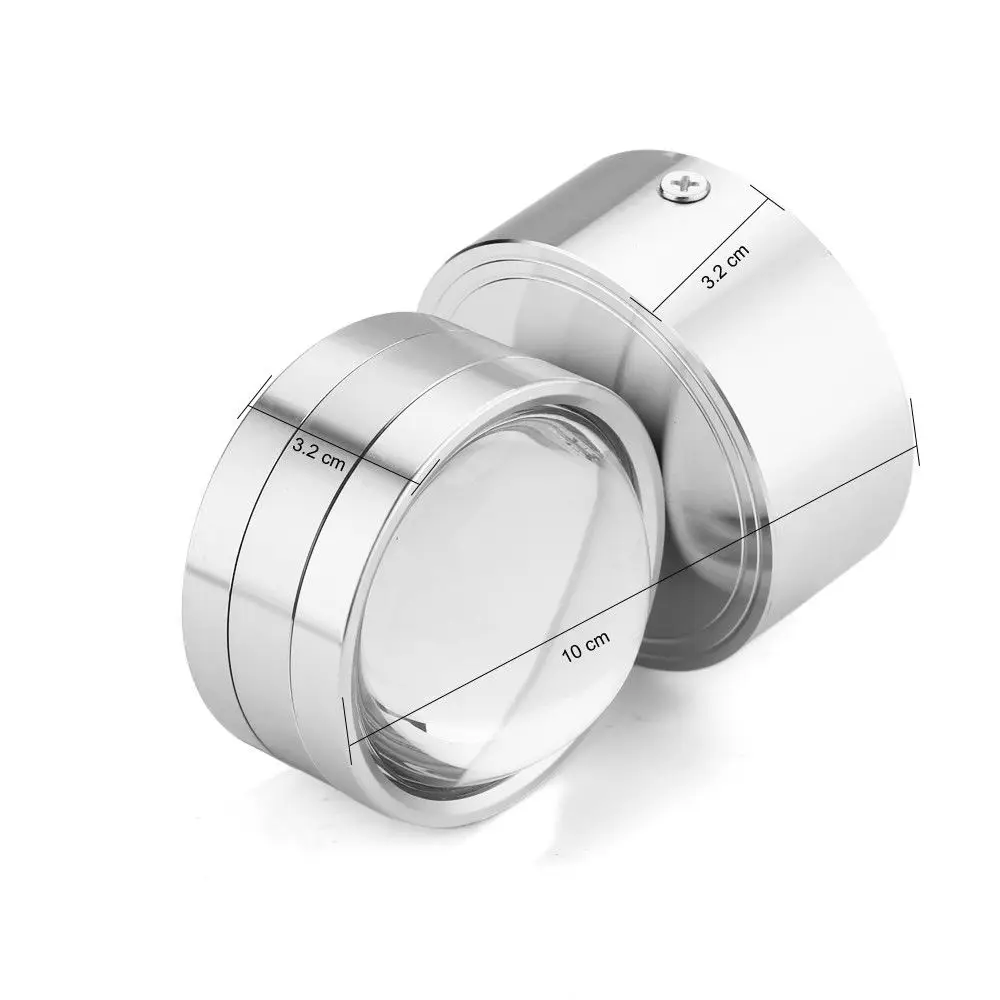 Светодиодный настенный светильник с двумя кристаллами светящийся в гостиной