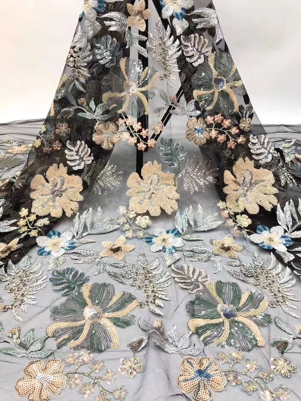 

Graceful Wedding/Party Tulle Lace Material French Net Lace Fabric With Sequins For Sewing Dress PAN279(5yards/lot)