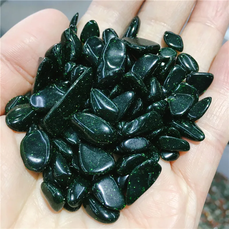 Красивый природный зеленый Песчаник с украшением в виде кристаллов упали камни