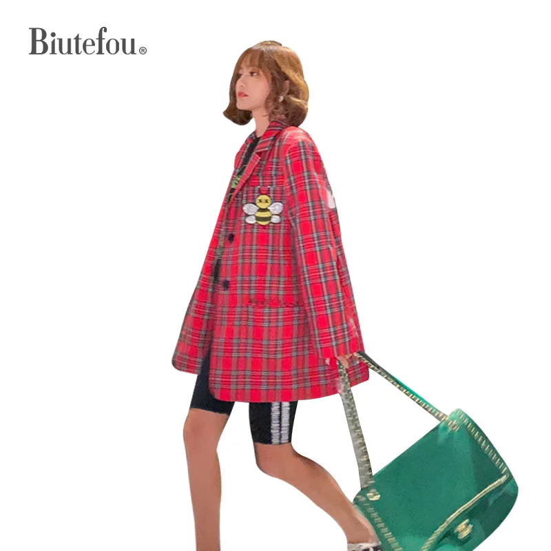 Осенняя коллекция 2020 года куртки с пайетками модные клетчатые женские длинные