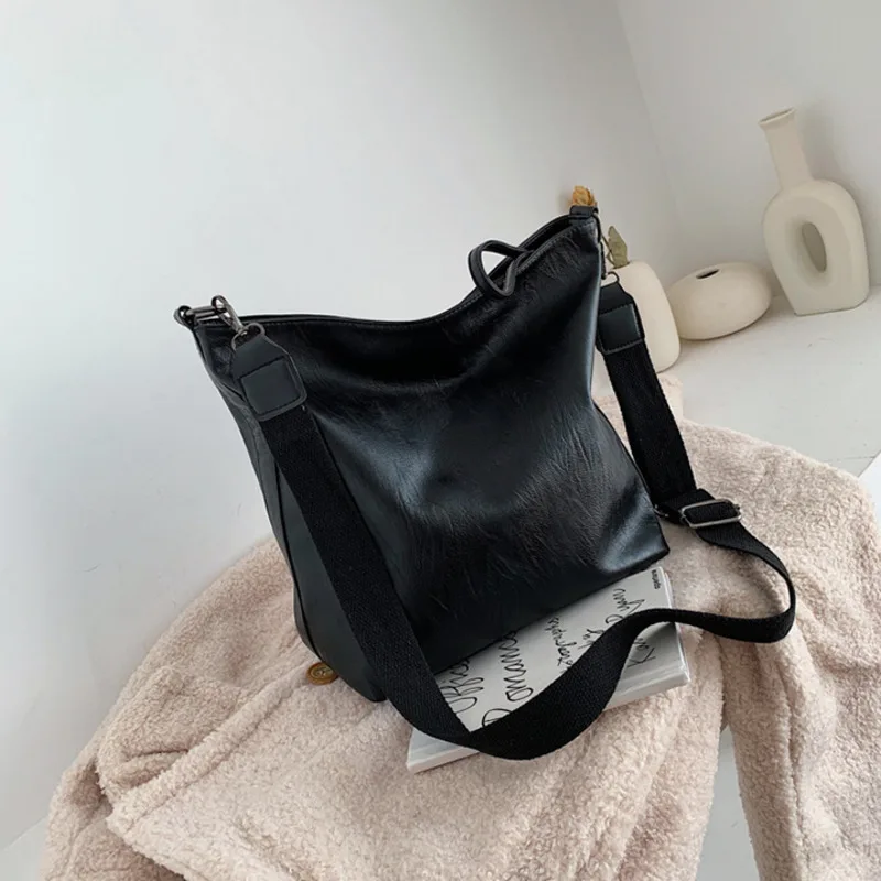 

Однотонные сумки через плечо из искусственной кожи для женщин 2020, вместительная сумка-мессенджер через плечо, женские дорожные сумки