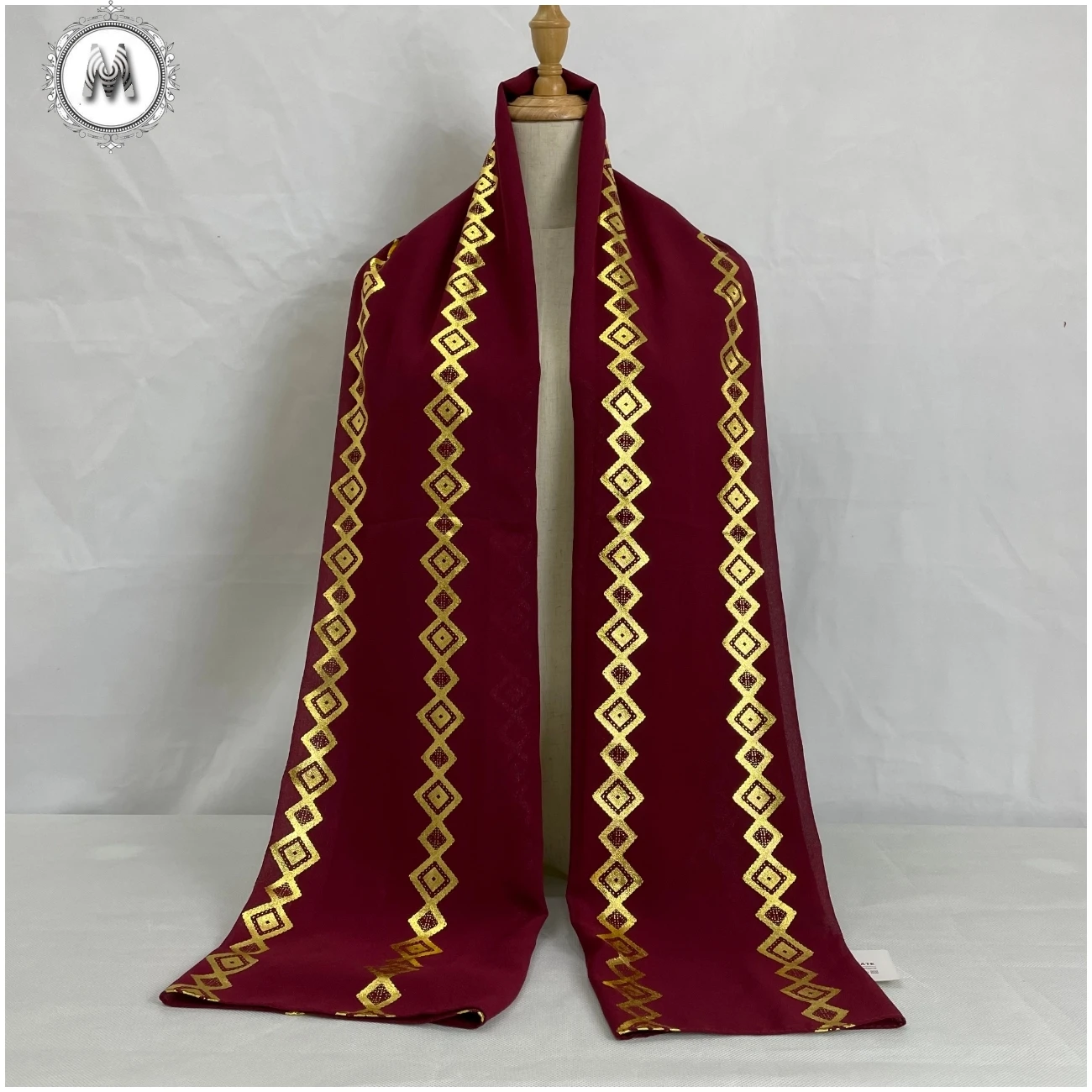 

Gold Printing Chiffon African Hijab Scarf Women Muslim Fashion Headscarf Islamic Hijab Shawls Wraps Length180cm wide80cm M053