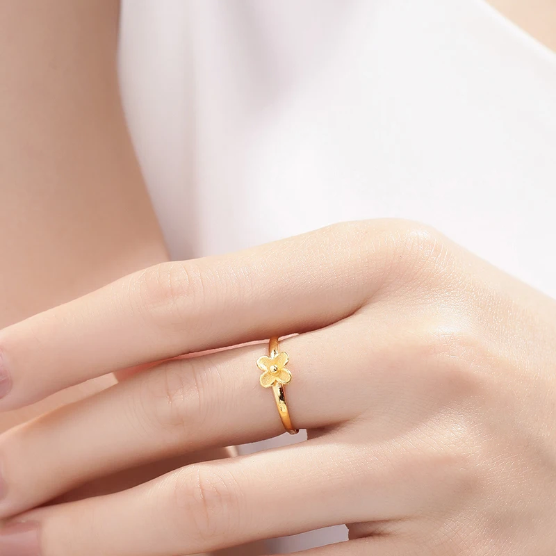 Женское золотое кольцо с матовым клевером 24 к | Украшения и аксессуары