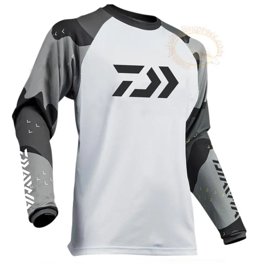 

2022 DAIWA Fishing Clothes Outdoor Sweatshirt Men Fishing Clothing Anti-UV Ultrathin Daiwa Clothes