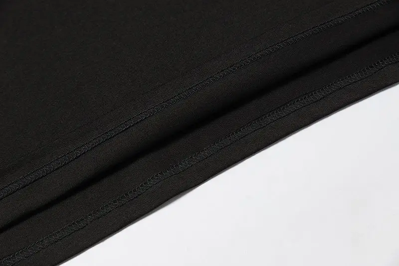 

2021 Fashion New Style High Street Wind T-shirt Leisure Mercerized Cotton Black and White 3 D Printing The Letter Contracted