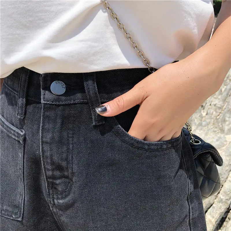 

Summer Korean personalized pocket hole high waist denim shorts women's loose and versatile show thin hairline wide leg hot pants