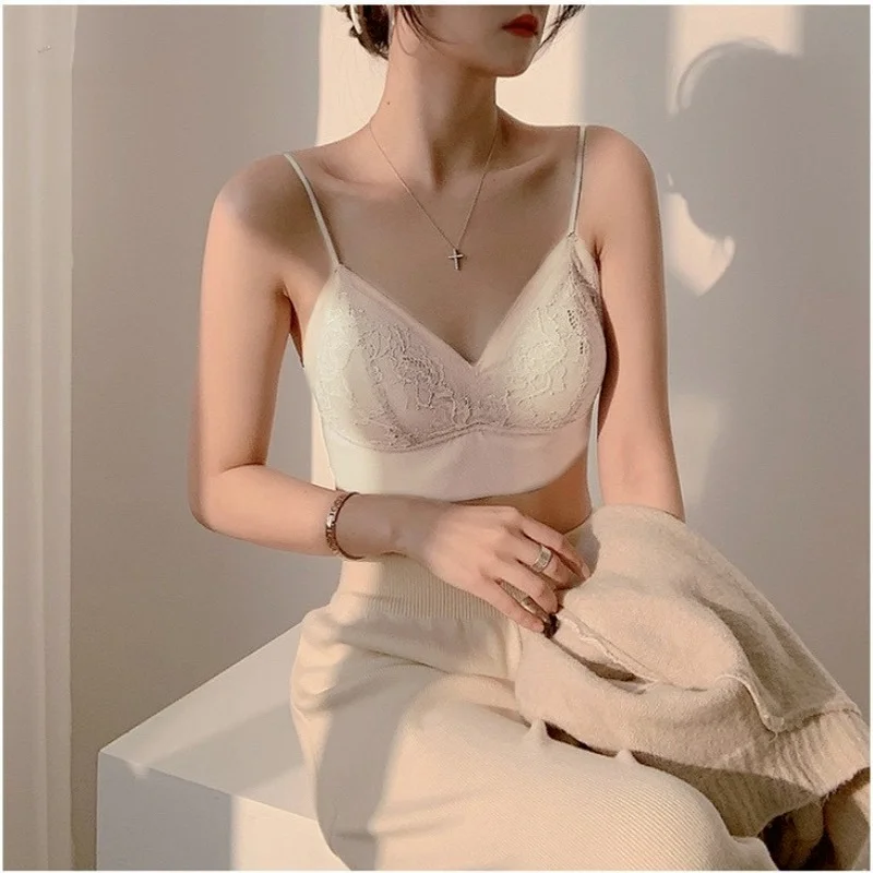 

New Women Lace Bras Top Comfortable Bralette Solid Color Beauty Back Underwear Sexy Vest Female Add Pad Wireless Bra Lingerie