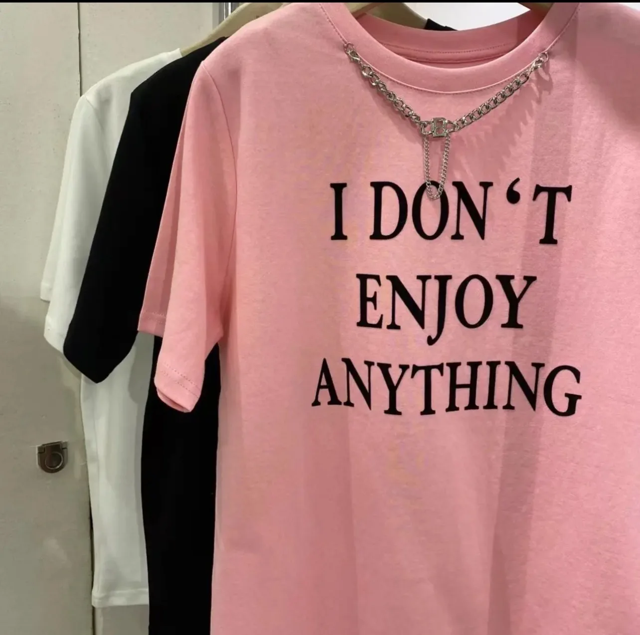 

I don’t like anything, high-profile language t-shirt, fashionable light luxury chain accessories, female fashionable t-shirt