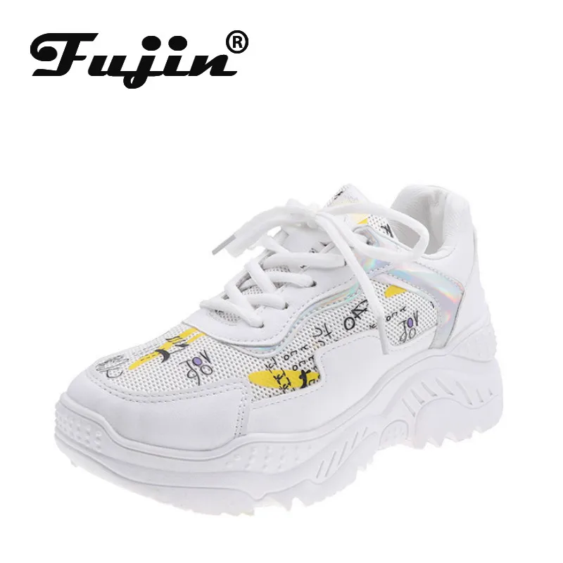 Женские кроссовки на толстой подошве Fujin черные разных цветов шнуровке Осенняя
