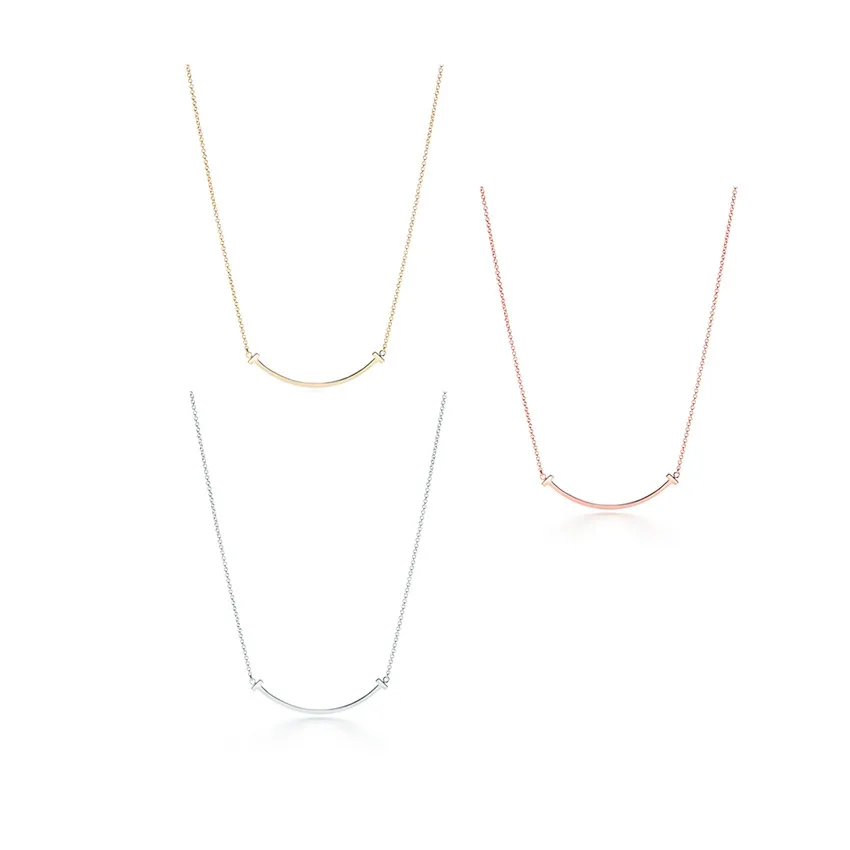 

Fashionable joker gem-set mini smile hanging necklace