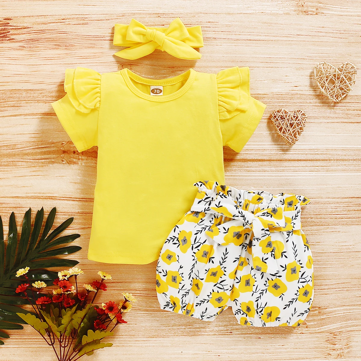 

0-24M Girls Ruffles Short Sleeve Round Neck T shirt Top Floral Short Pants Headband Newborn Outfits Baby Summer Clothing Sets