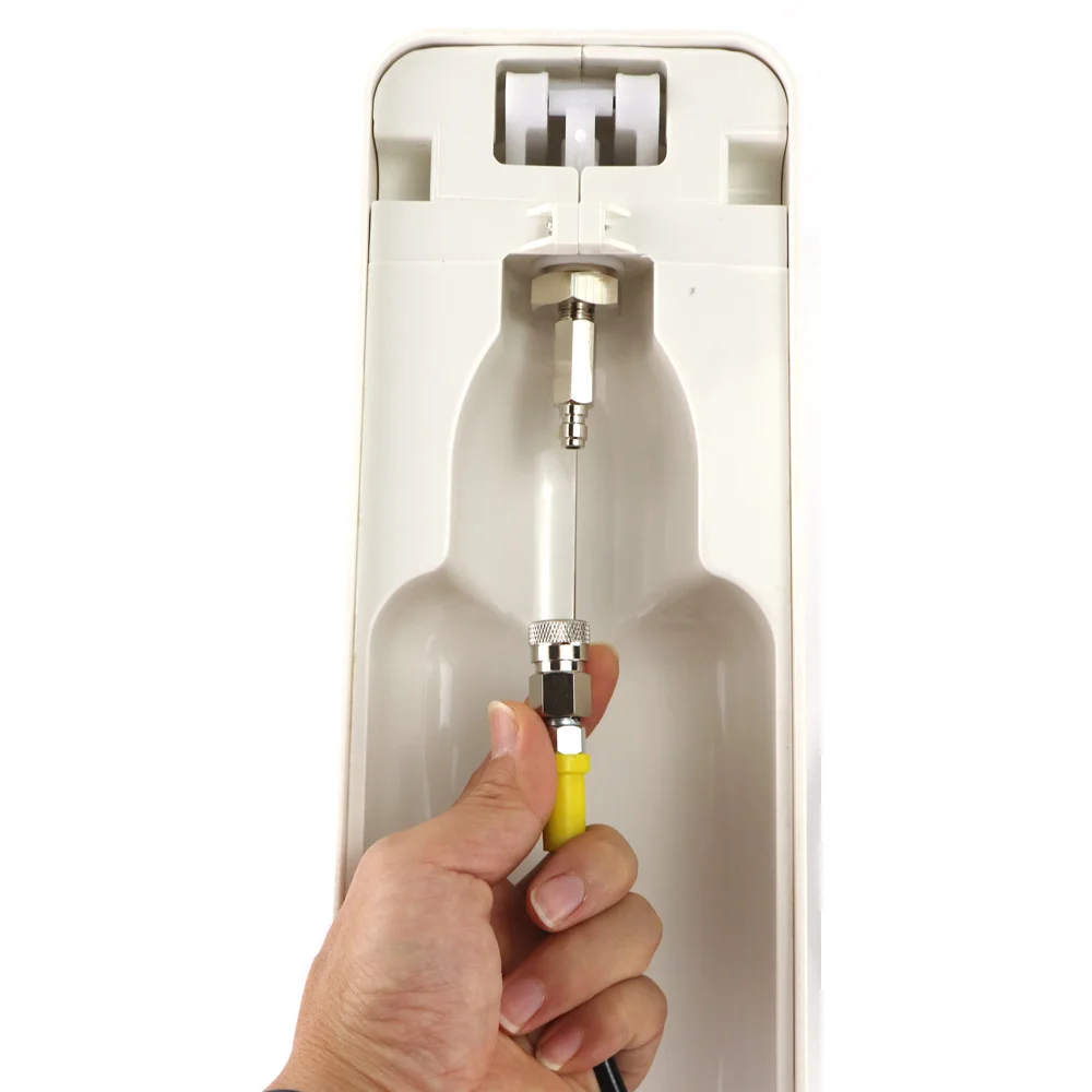 Фото Новый комплект из переходника и шланга SodaStream/Soda Club W21.8-14 или CGA320 с быстроразъемным соединителем №5