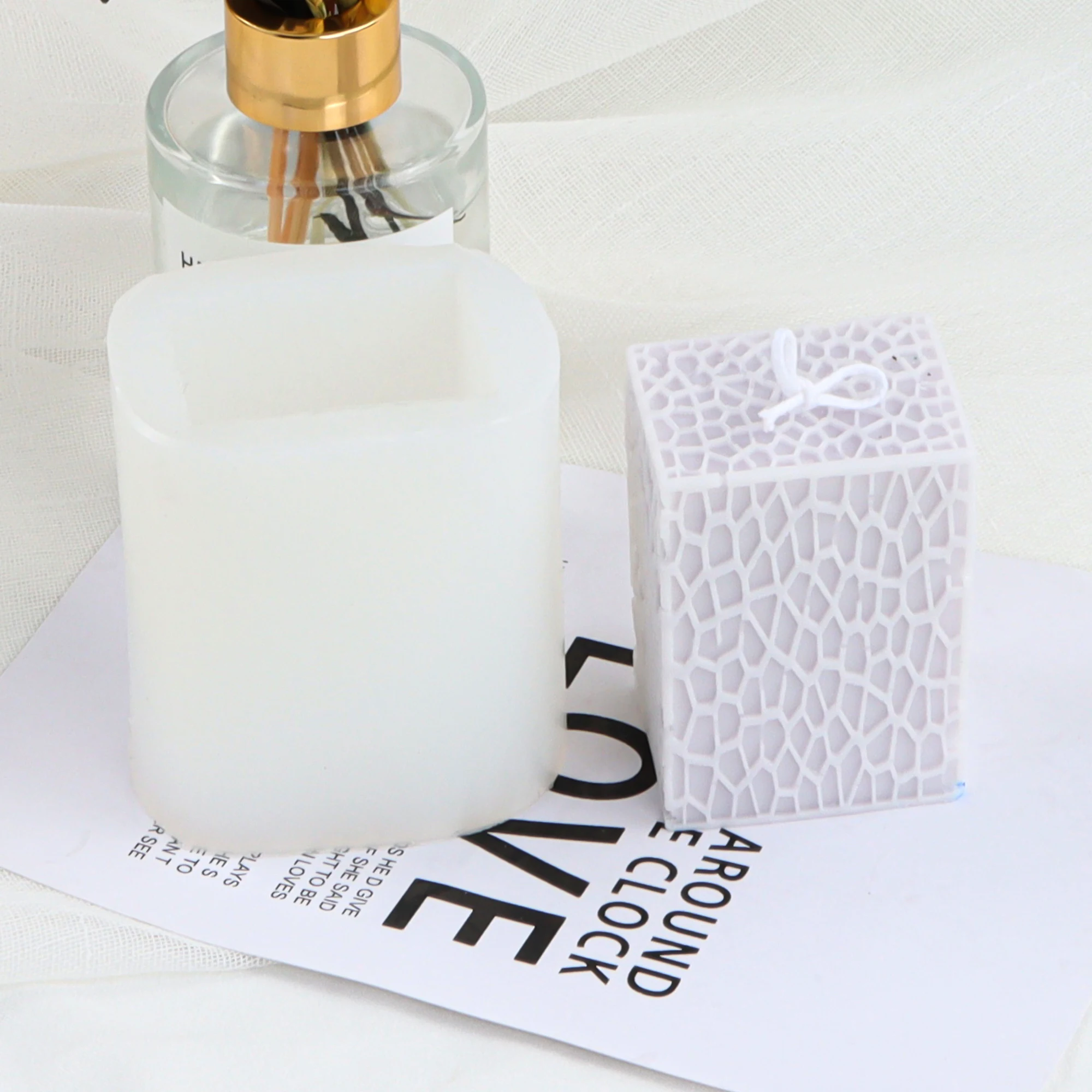 Форма для свечей креативная форма изготовления в виде сетки из кубовидной люфы