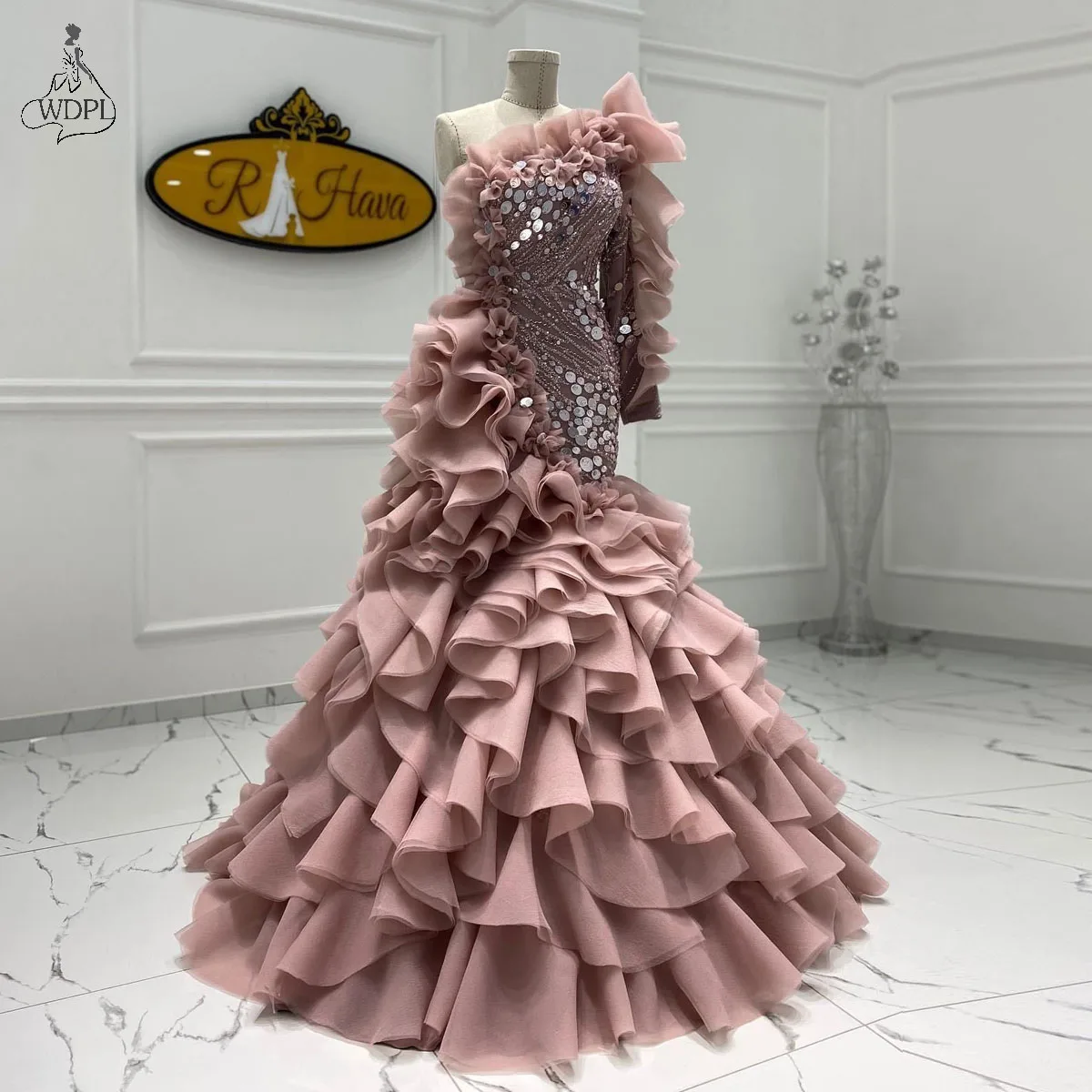 2021 Amazing Ruffled Mermaid Prom Dresses Long Sleeve One Shoulder Crystals Sparkle Evening Dress Arabic Dubai Women Formal Gown